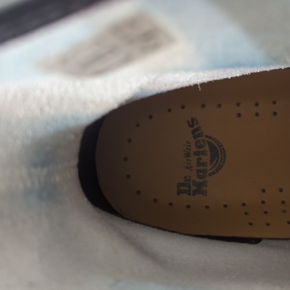 Dr. Martens - Picture 11 of 11